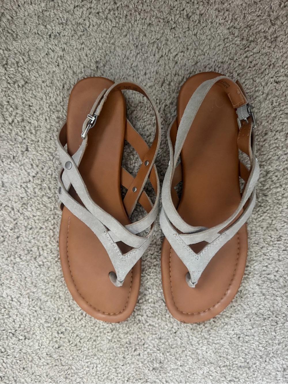 Women’s Tan Footbed Sandals with Light Gray Straps